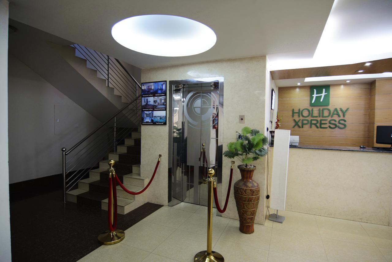 Holiday Xpress Dhaka Exterior photo
