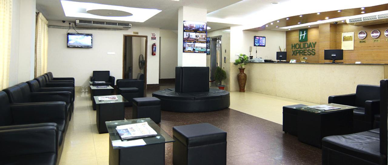 Holiday Xpress Dhaka Exterior photo